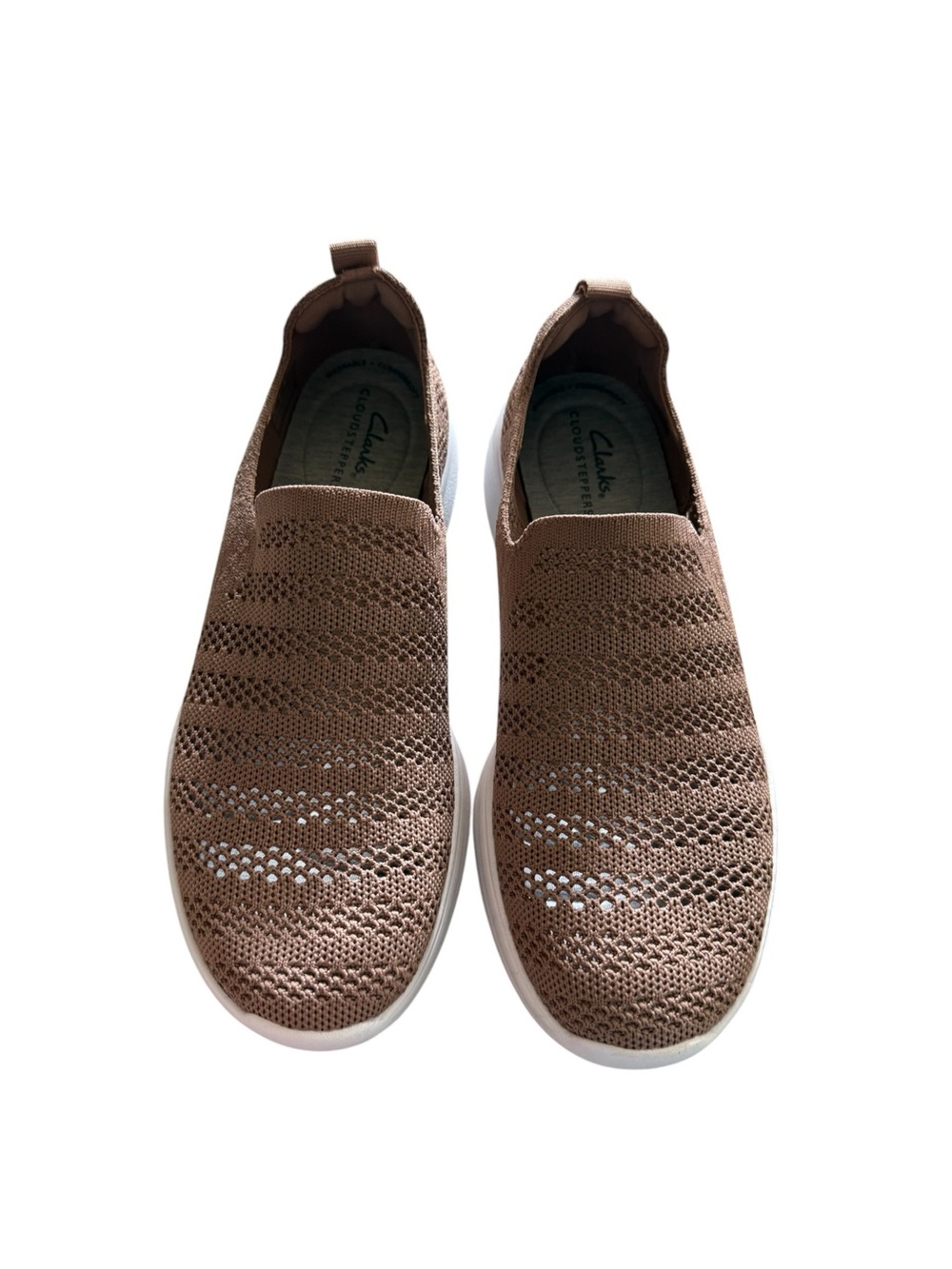 Clarks Women’s Ezera Path Slip On Loafers, size 9, Warm Beige
